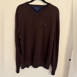 Tommy Hilfiger Men's Brown V-Neck Sweater